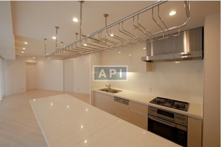  | COMFORIA SHINJUKU EASTSIDE TOWER Interior photo 04