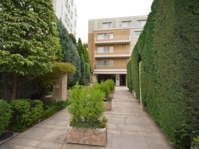  | PARK COURT MINAMI-AOYAMA HILL TOP RESIDENCE Exterior photo 02