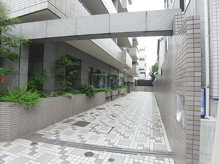  | REGION DAIKANYAMA Exterior photo 02