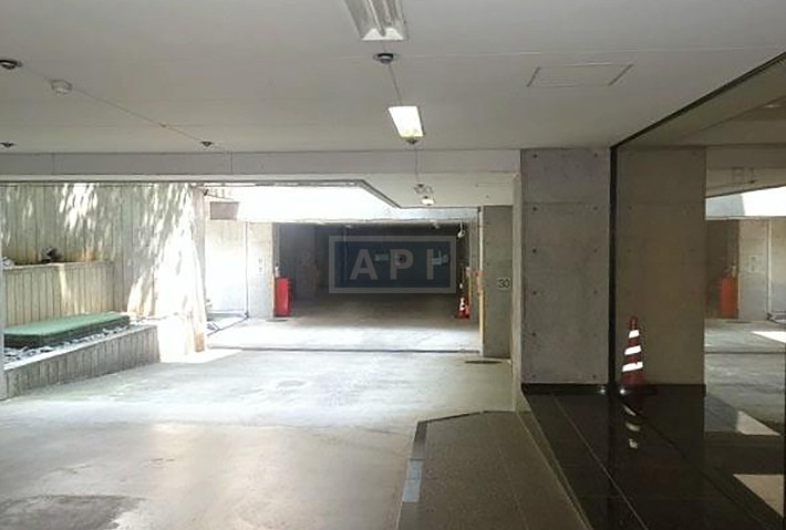  | PARK HOUSE JINGU-GAIEN Exterior photo 08