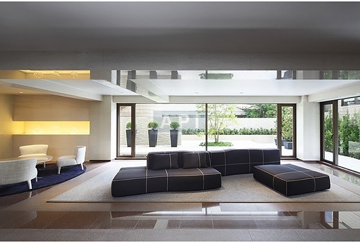  | THE RESIDENCE MEGURO Exterior photo 03