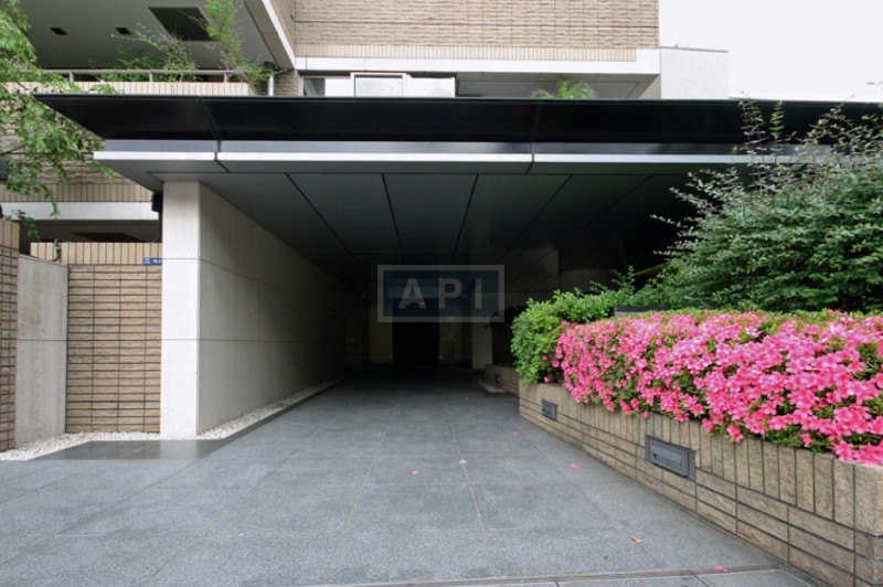  | CRYSTAL COURT TORIIZAKA Exterior photo 05