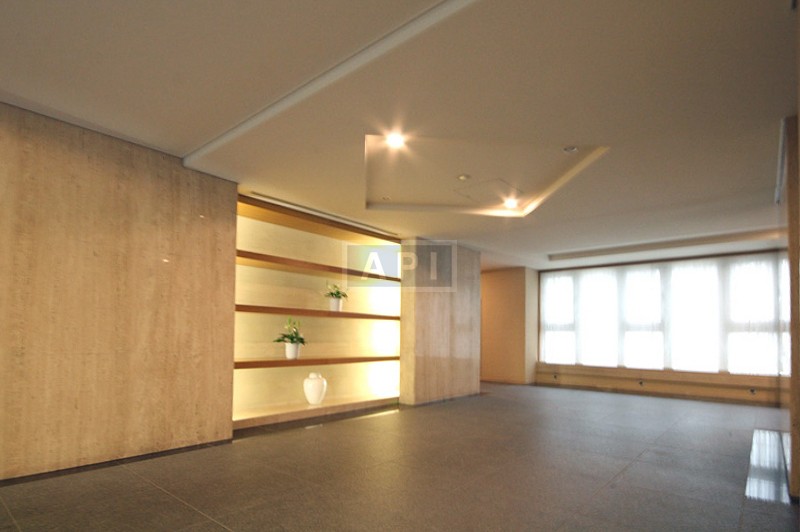  | CRYSTAL COURT TORIIZAKA Exterior photo 02