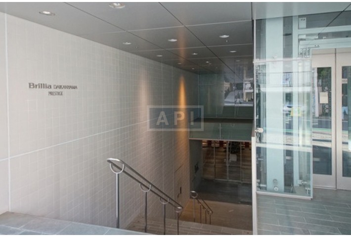  | BRILLIA DAIKANYAMA PRESTAGE Exterior photo 03