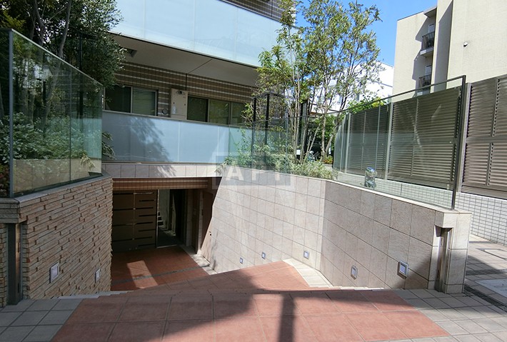  | OPEN RESIDENCIA MINAMI-AOYAMA Exterior photo 04