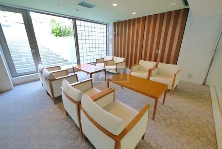  | SHINJUKU EINS TOWER Exterior photo 03