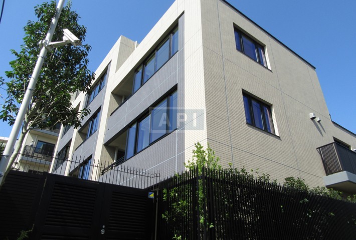  | PARK HOMES YOTSUYA SANCHOME Exterior photo 03