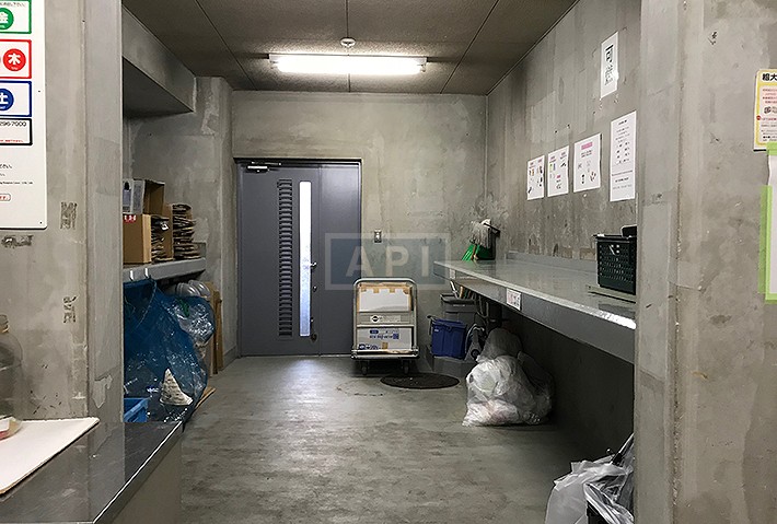  |  Exterior photo 15