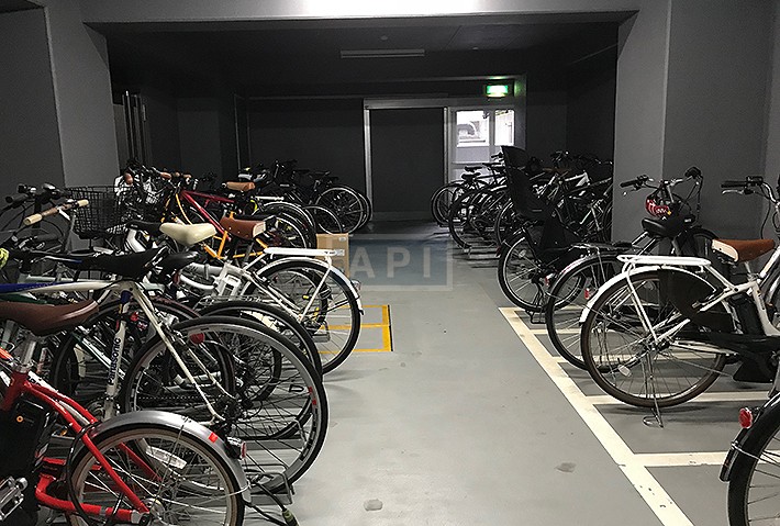  |  Exterior photo 09