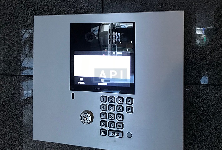  |  Exterior photo 13