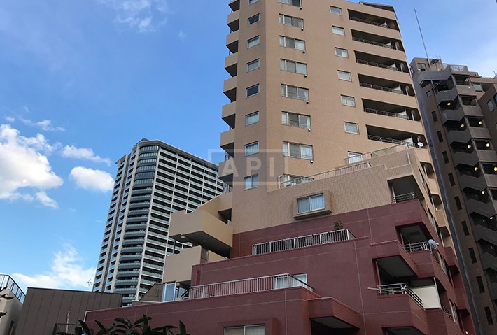  |  Exterior photo 01