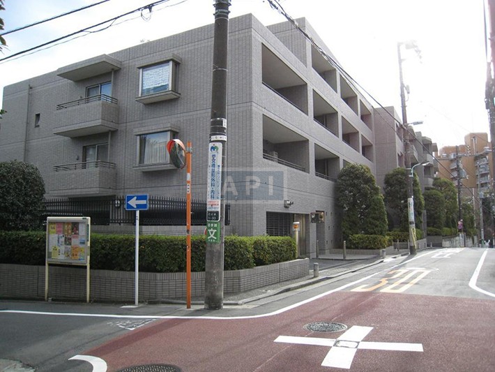  | PARK HOUSE YOYOGIKOEN Exterior photo 02