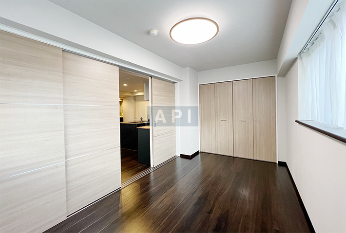  |  Interior photo 06