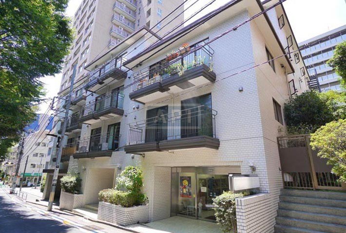  | CLARE TOGOZAKA Exterior photo 02