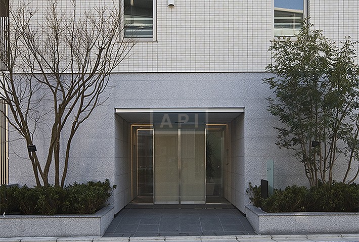  | INITIO IO Exterior photo 07