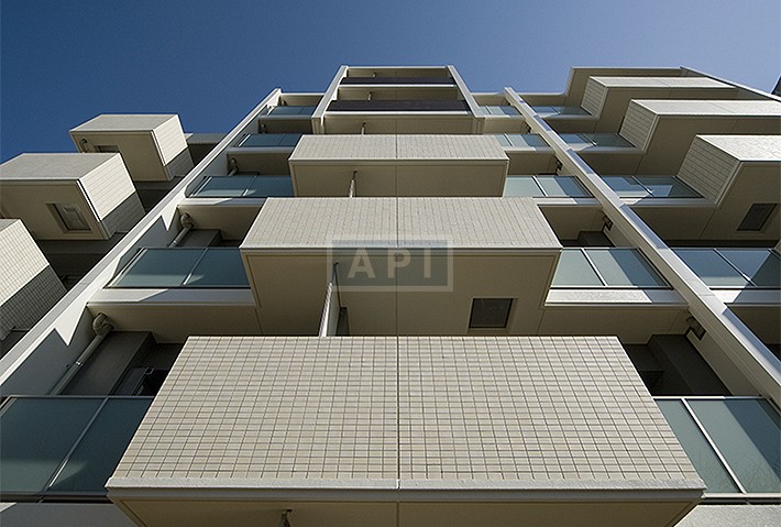  | INITIO IO Exterior photo 03