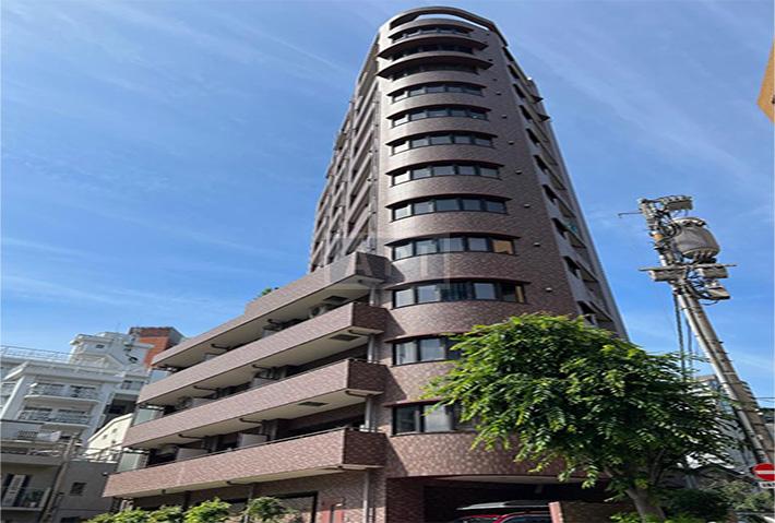  |  Exterior photo 02