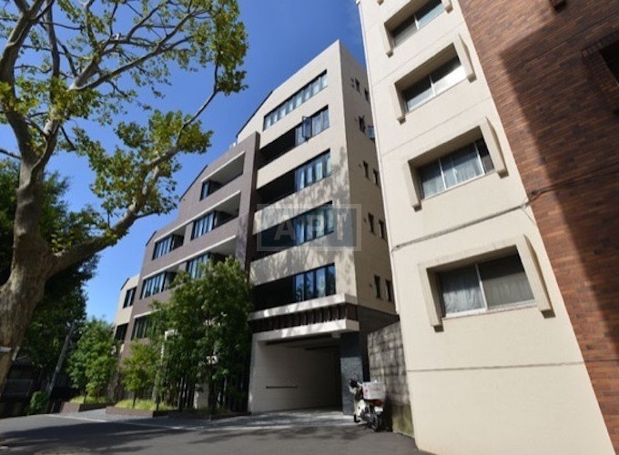  | OPEN RESIDENCIA TAKANAWADAI Exterior photo 03