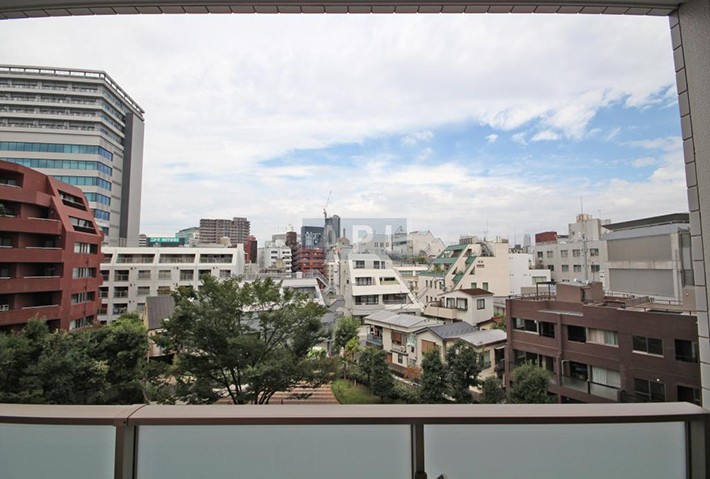  | SHIBUYA EINS Exterior photo 03