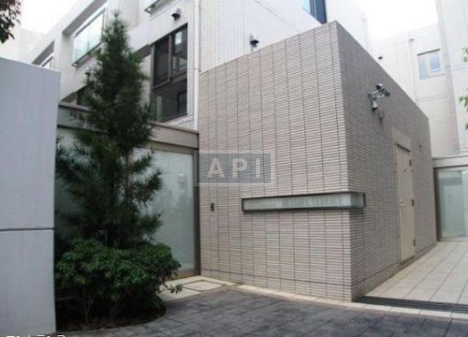  | OPEN RESIDENCE AKASAKA TERRACE Exterior photo 02