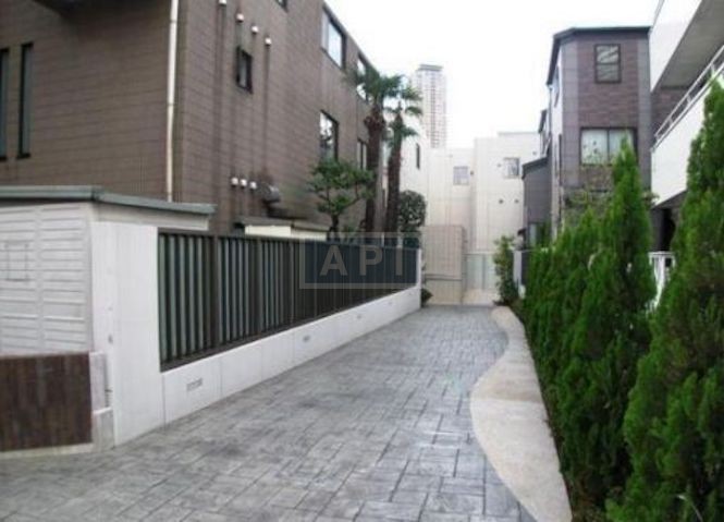  | OPEN RESIDENCE AKASAKA TERRACE Exterior photo 03