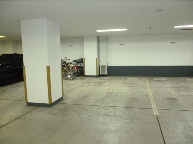  | VICTORIA COURT EAST Exterior photo 08