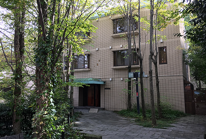  | VICTORIA COURT EAST Exterior photo 05