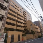  | LIONSMANTION HAKOZAKICYO Exterior photo 01