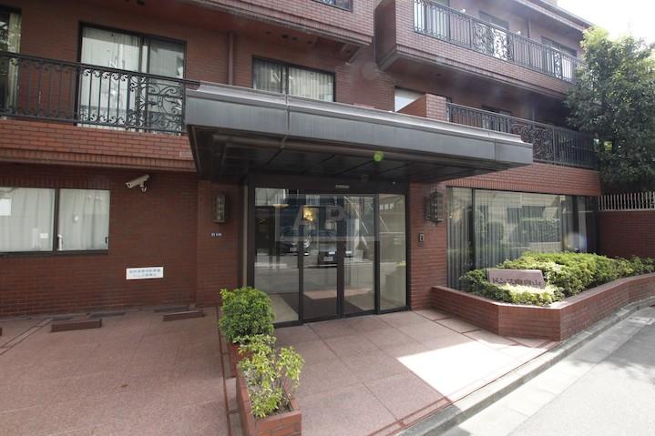  | DOMUS MINAMI-AOYAMA Exterior photo 02