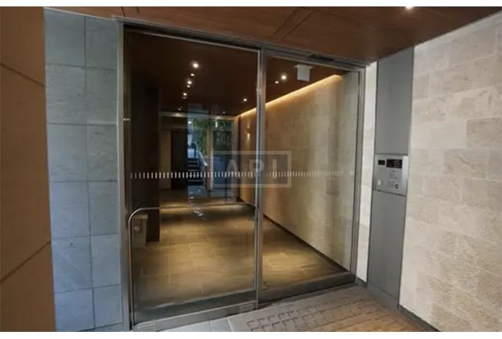  | OPEN RESIDENCIA DAIKANYAMA THE HOUSE Exterior photo 03