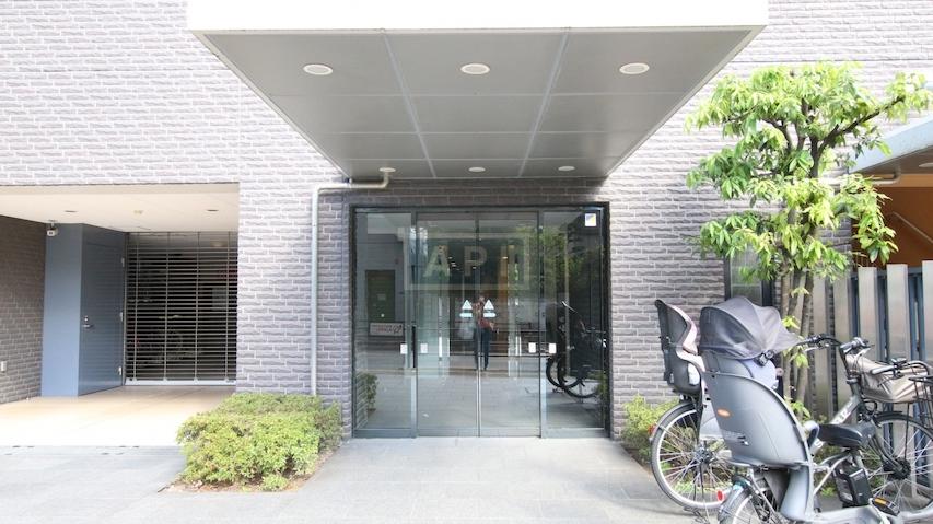  | PARK HOMES SHINJUKU-WAKAMATSUCHO Exterior photo 03