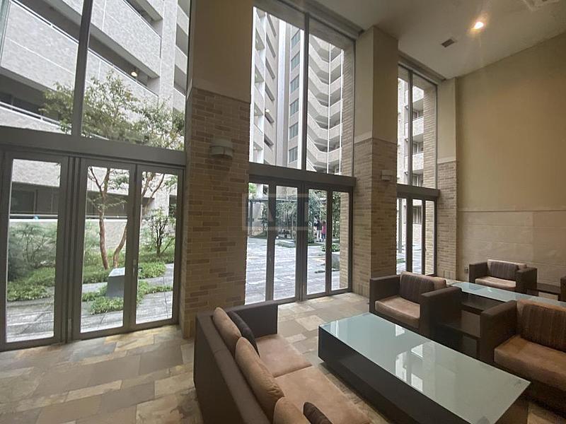  | FAMILLE GRAN YOYOGI NISHIHARA DEXTER HOUSE  Exterior photo 02