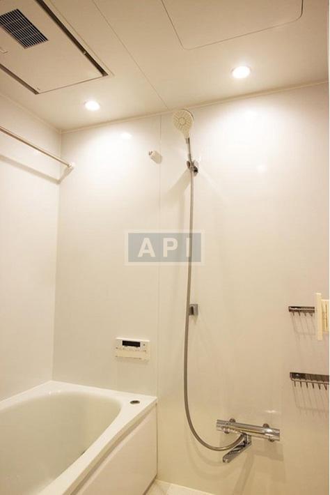  |  Interior photo 08