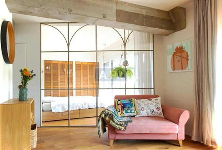  |  Interior photo 03