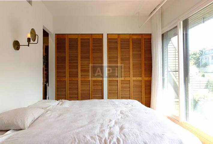  |  Interior photo 04