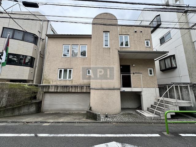  |  Exterior photo 01