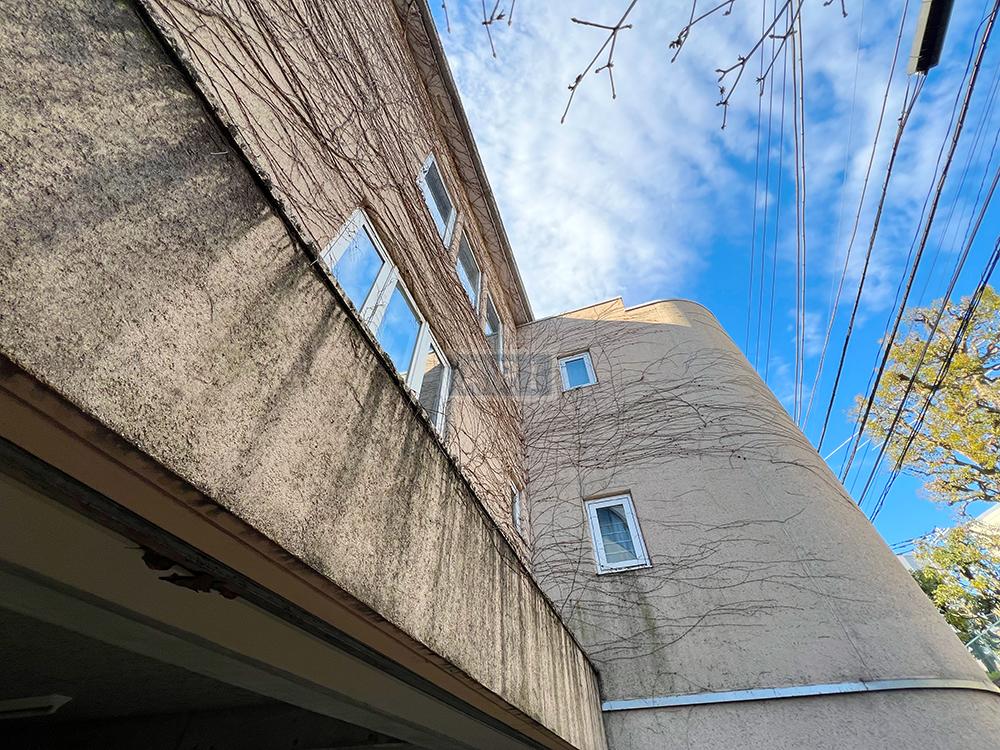  |  Exterior photo 05