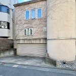  |  Exterior photo 04