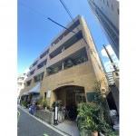  |  Exterior photo 01