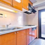  |  Interior photo 02