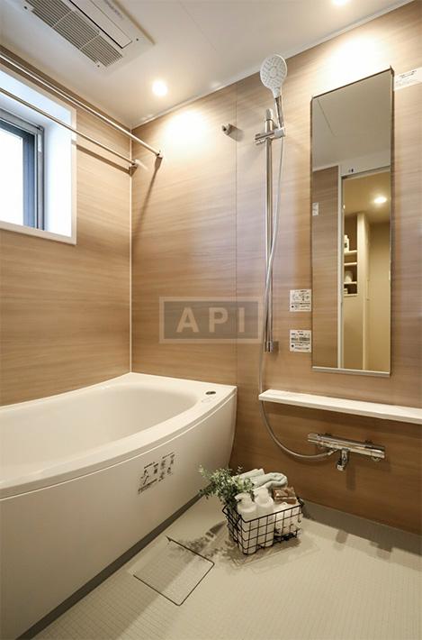  |  Interior photo 10