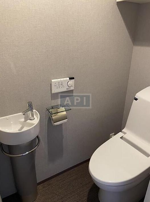  |  Interior photo 07