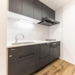  |  Interior photo 10