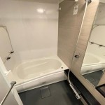  |  Interior photo 12