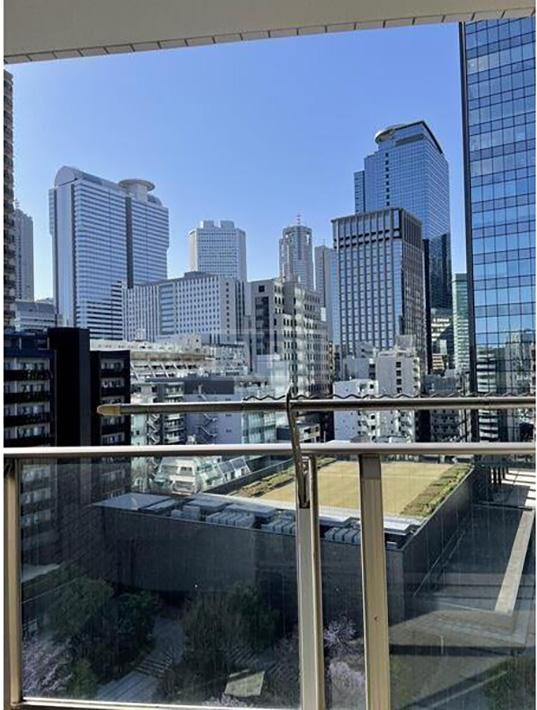  |  Interior photo 09