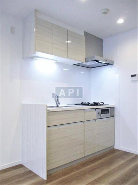  |  Interior photo 02