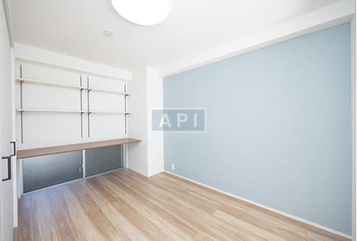  |  Interior photo 07