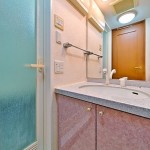  |  Interior photo 04