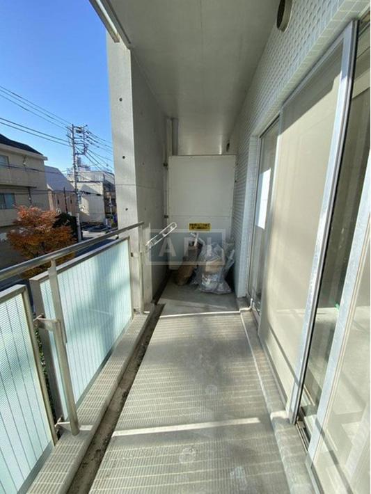  |  Interior photo 13