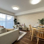  |  Interior photo 02